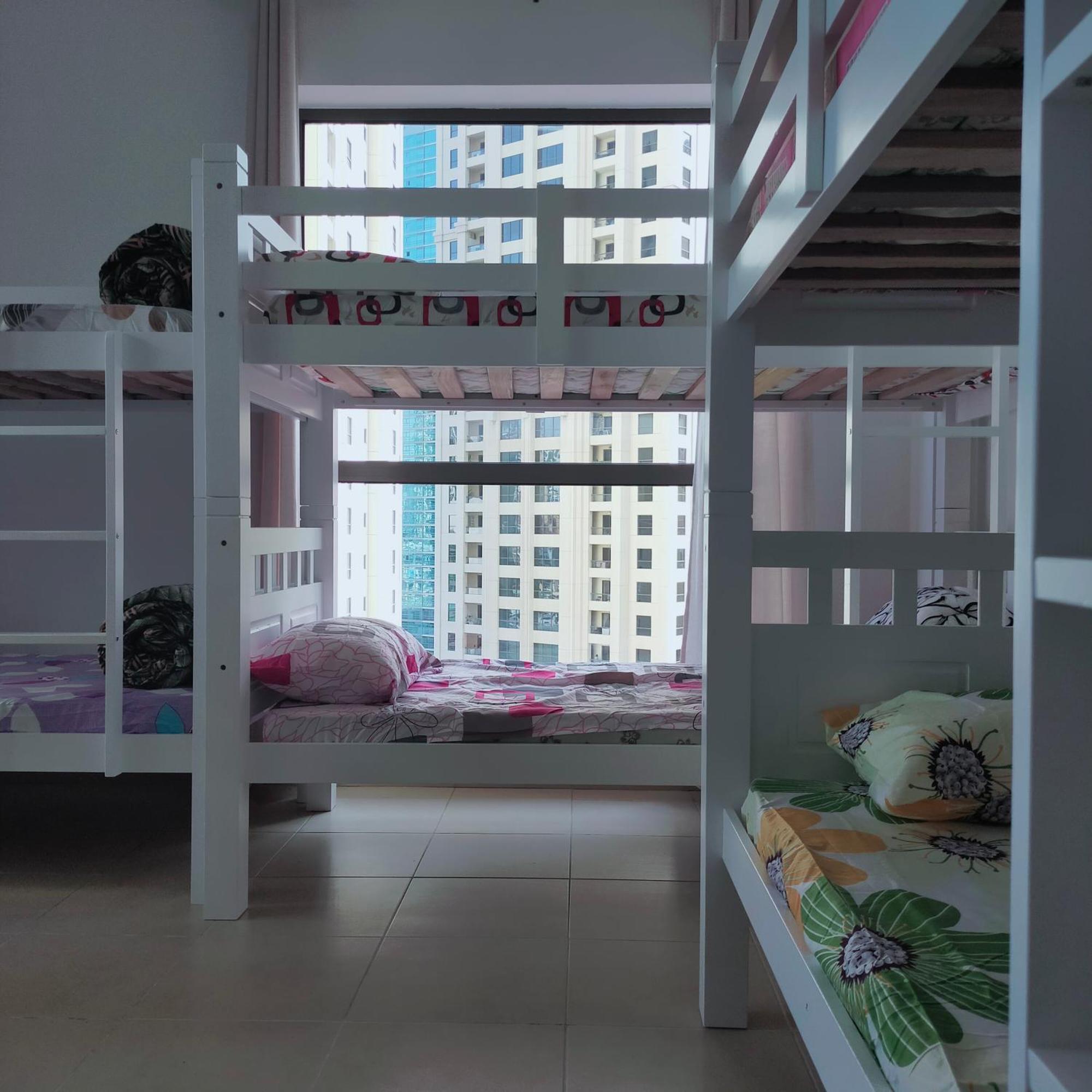 Sea La Vie Hostel Dubai Exterior photo