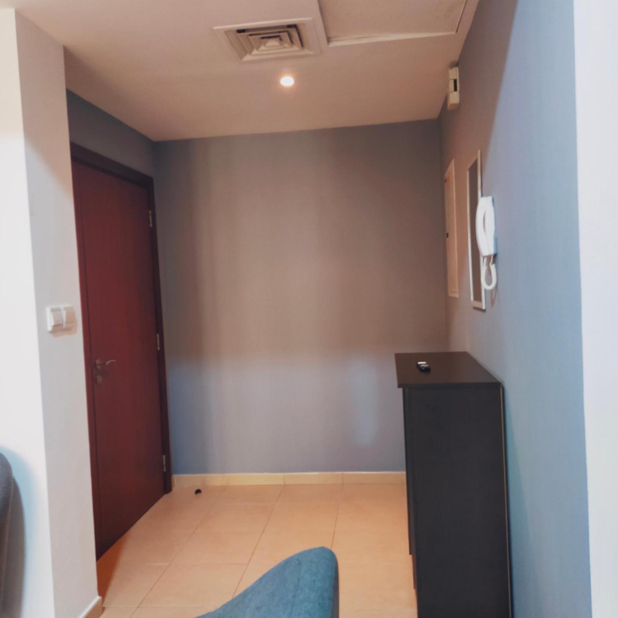 Sea La Vie Hostel Dubai Exterior photo