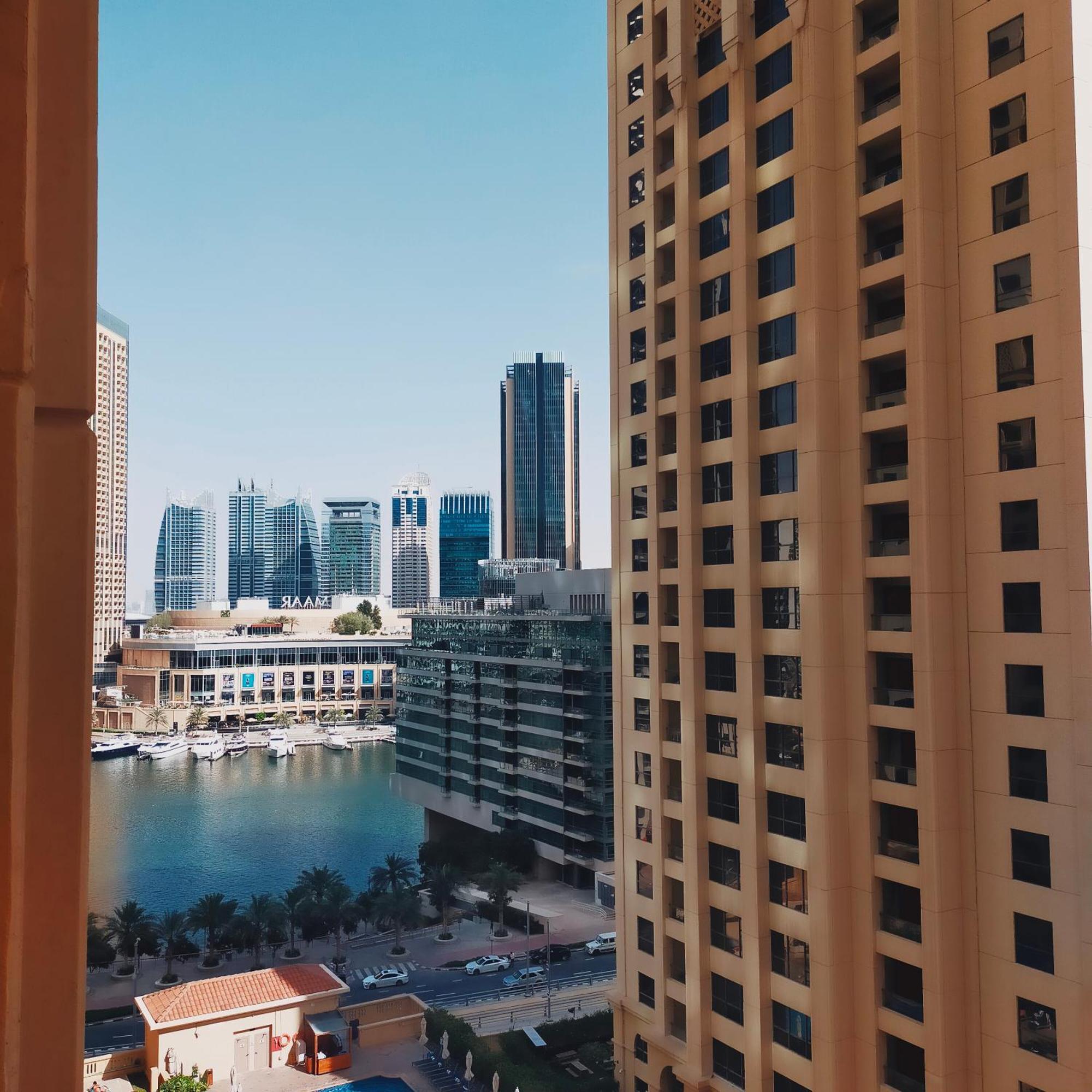 Sea La Vie Hostel Dubai Exterior photo