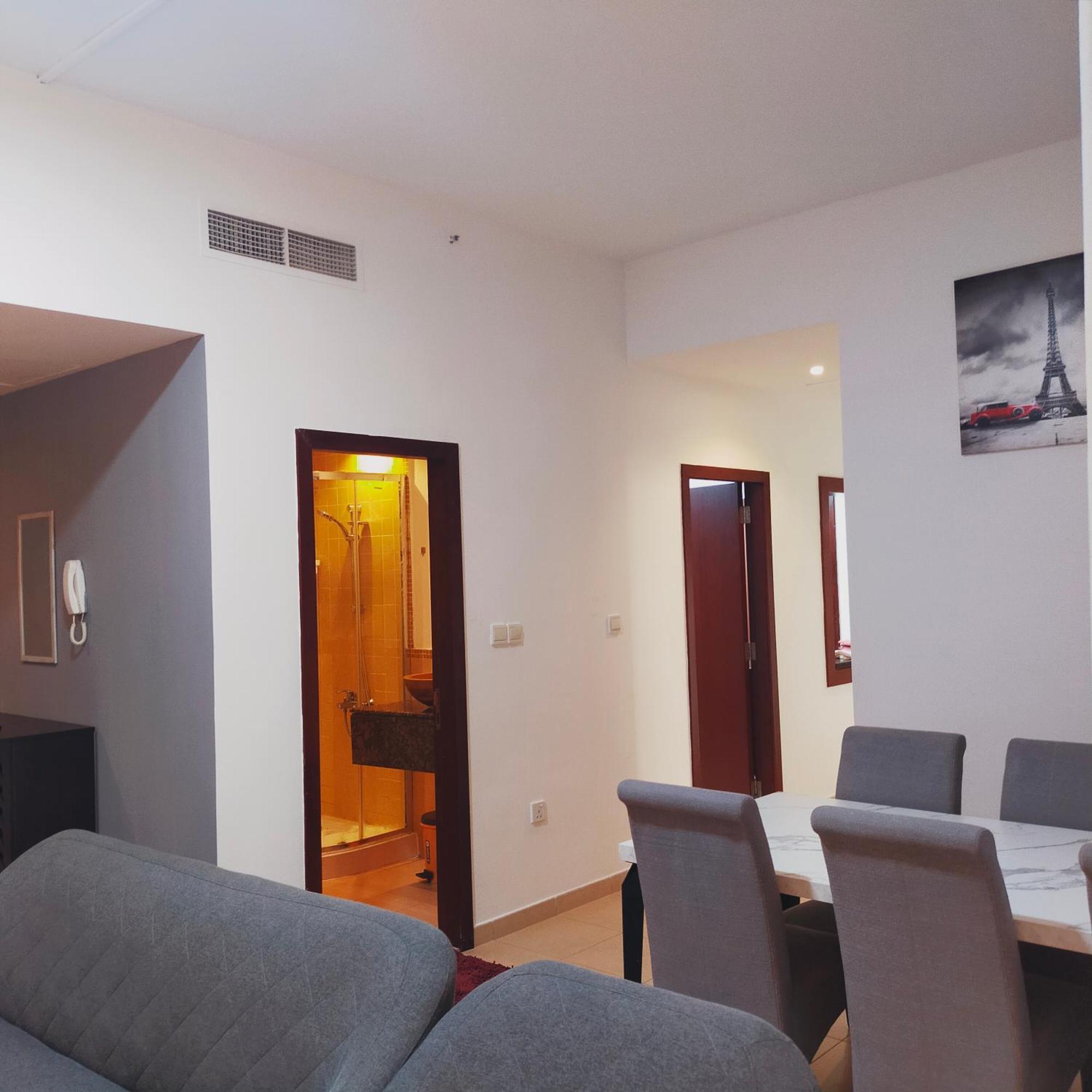 Sea La Vie Hostel Dubai Exterior photo
